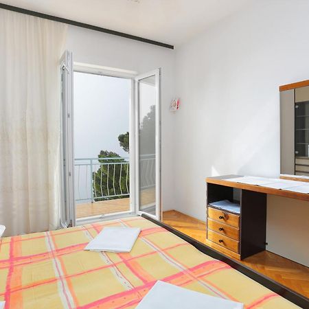 Rooms With A Parking Space Brela, Makarska - 17281 Chambre photo